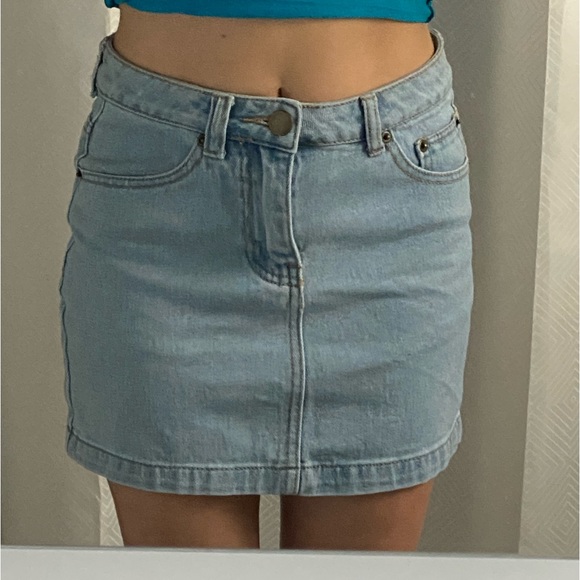 Forever 21 Dresses & Skirts - Forever 21 Denim Mini Skirt ( size XS )